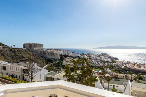 Los Gigantes Cliffs Apartment