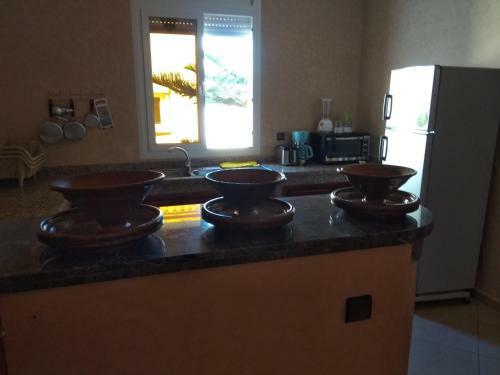 Hostal Itrane Guest House