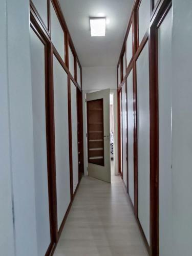 Apartamento A Super Su�te Da Praia Da Costa! Outros Quartos Alug�veis Separadamente!