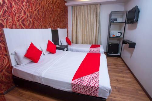 Oyo 44037 King Park Hotel