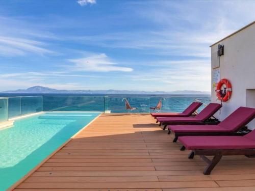 Appealing Apartment In Tarifa With Shared Sauna