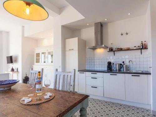 Charming Apartment In Tarifa With Shared Terrace