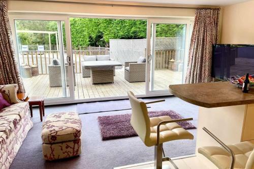 Adorable 2 Bedroom Countryside Guesthouse