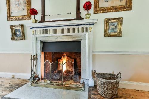Walcot Hall