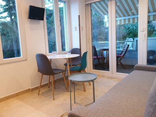 Apartamento Rocachica 103 Bajondillo