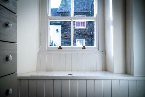 Low Nook Cottage - Gorgeous Decor