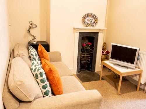 Pass The Keys Superb Central Townhouse In Historic Buckfastleigh