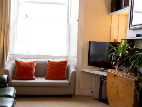 Pass The Keys Superb Central Townhouse In Historic Buckfastleigh