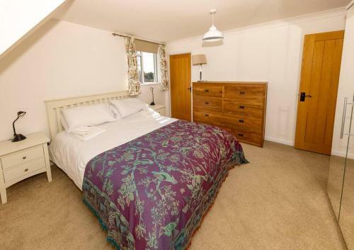 Lovely Sea View Detached House By Hive Beach