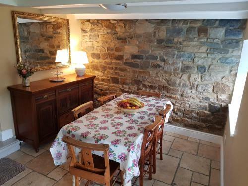 Mayfield Cottage