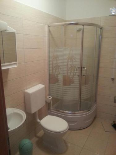 Apartments By The Sea Bilo, Primosten - 4208