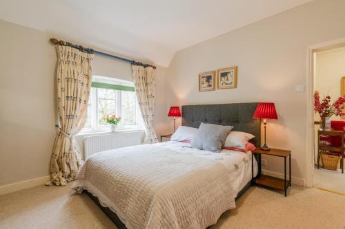 Tiesel Cottage