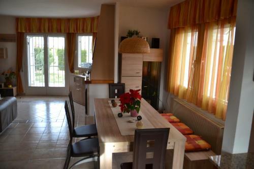 Semi Dettached Villa