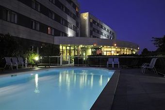 Aparthotel Quality Suites Bordeaux A�roport & Spa