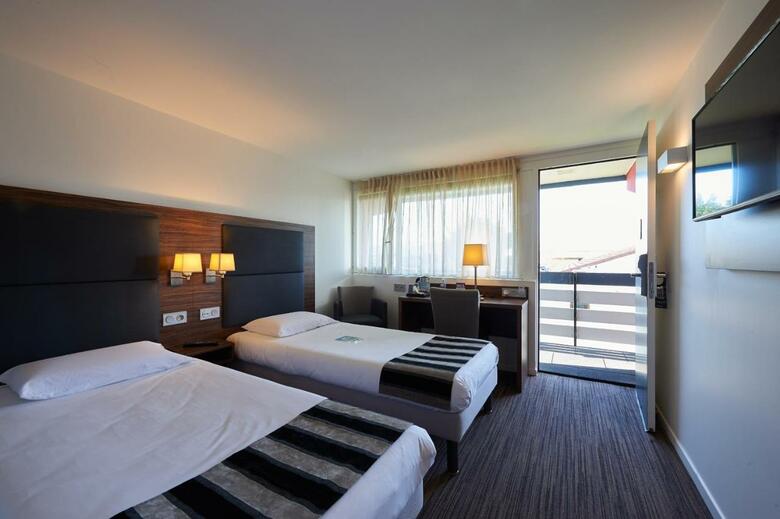 Hotel Kyriad Bordeaux - Merignac A�roport