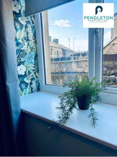 2 Bed Apartment For Leisure & Business