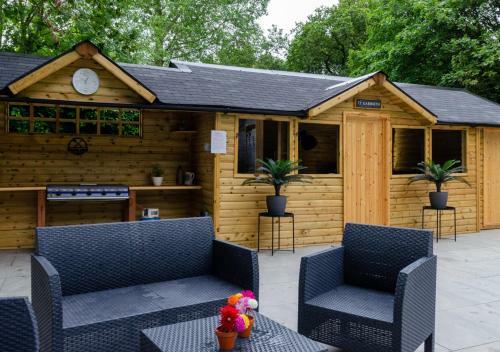 Dai Boy Cabin