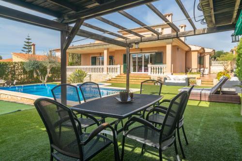 Villa Joan Deia Escultor 4