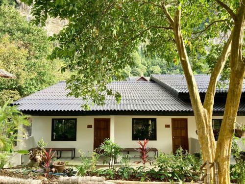 Simple House Ao Nang - B&B