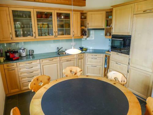 Apartment Tgesa Sartons