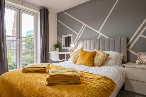 Riley House Spacious City Apartment