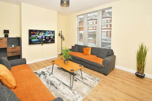 4br With 4 Bathroom Home!self Catered!long Stay