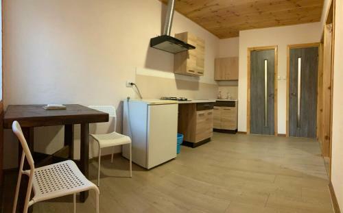 Hostal Azovmore Tut