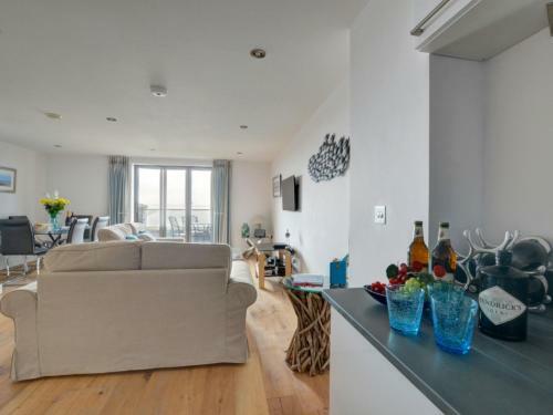Apartment 2 Ocean Point