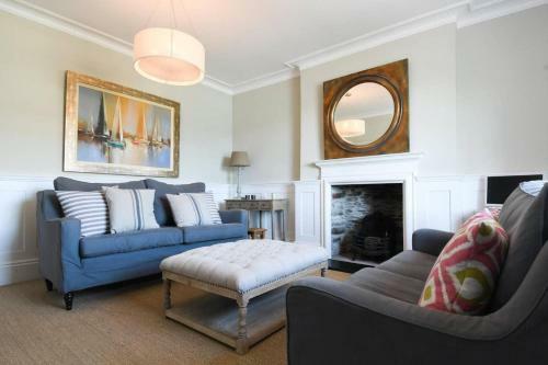 Amazing River View House Sleeps 8