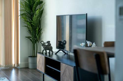 Croydon Saffron Mordern Apartment