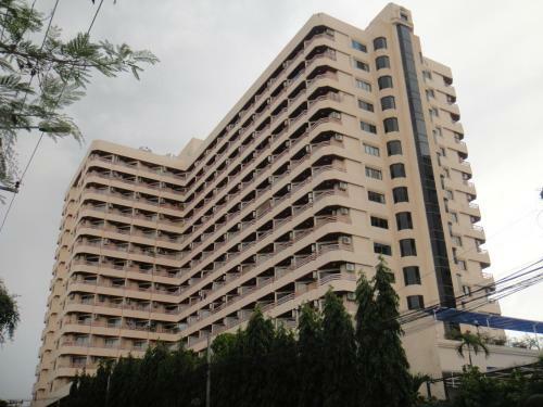 Apartamento Khiang Talay Condo