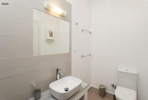 Aria Apartments