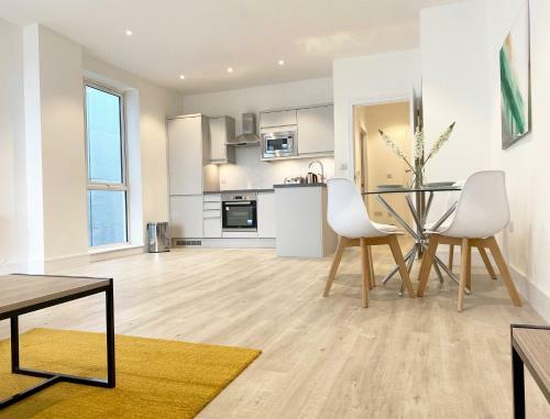 Fleets Height Apartment Ten