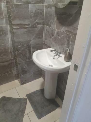 Hostal En Suite Bedrooms, Heaton, Newcastle