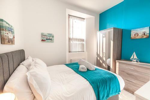 Five Way Apartments