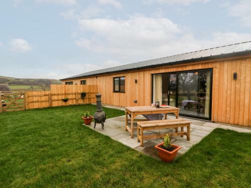 Whernside Lodge