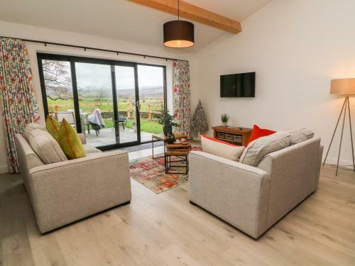 Ingleborough Lodge