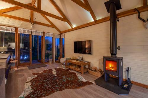 Wits End Log Cabin
