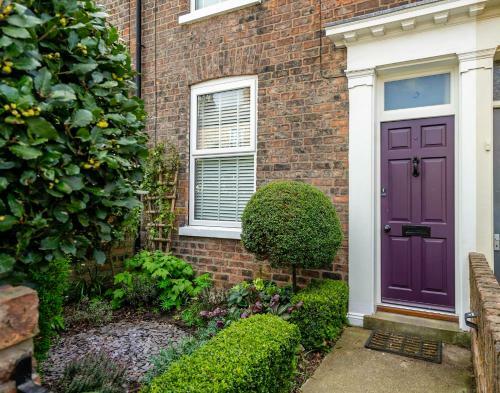 3 Darnborough Street
