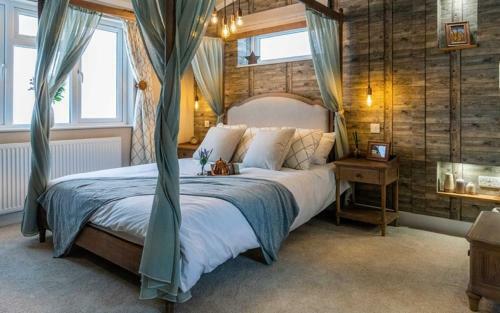 Hollicarrs - Kingfisher Lodge