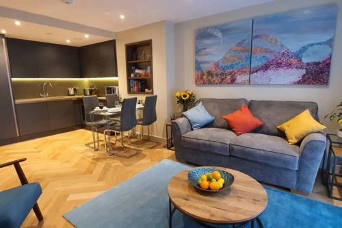 Luxury One Bedroom Apartment Within The City Walls