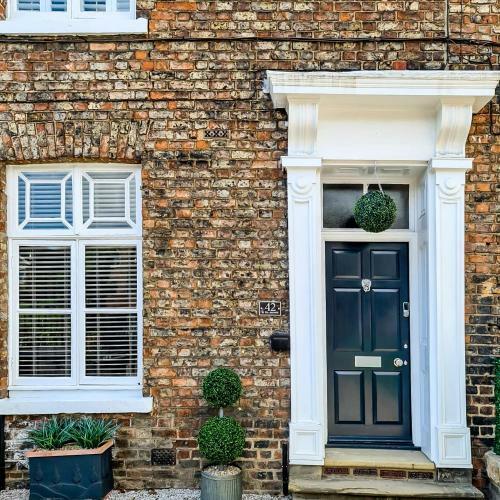 42 Holgate Road