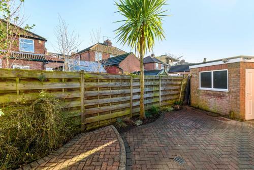 Bishy Road Hideaway Near York Racecourse