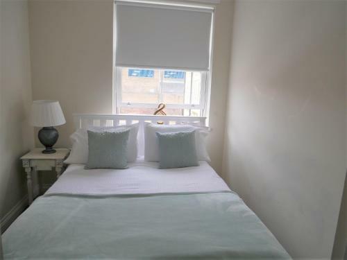 Cosy Two Bedroom Apartment