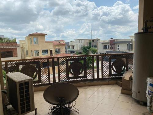 Apartamento Luxurious 1bhk & 2bhk Bahria Heights Apts.