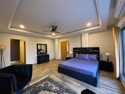 Apartamento Luxurious 1bhk & 2bhk Bahria Heights Apts.