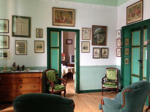 Hostal Ch�teau De Vall�gue