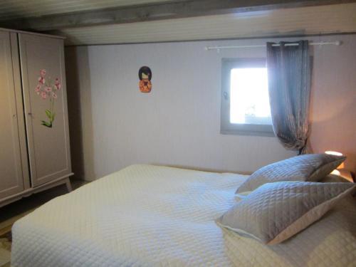 Hostal Chambres, Table D'h�tes Et Gites Les Mesanges