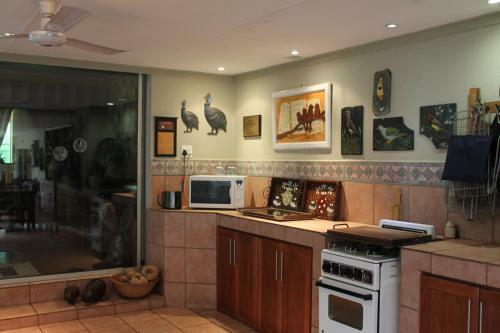 Hostal Birdsong Guest House