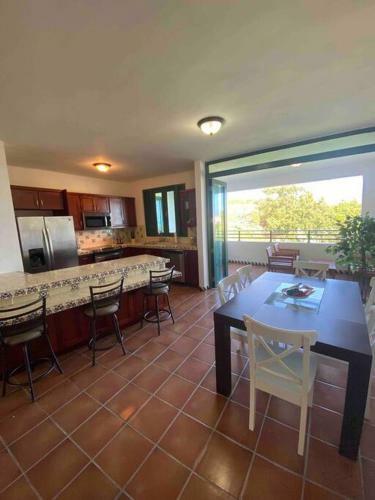 Apartamento Beach, 4 Kings, 4 Tvs, Golf, Workspace, Stun Views